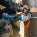 EREDTI KÉSZLET: VEZETÉK NÉLKÜLI FÚRÓ + NAGY TELJESÍTMÉNYŰ SAROKCSISZOLÓ + 26 KIEGÉSZÍTŐ + 2 AKKUMULÁTOR